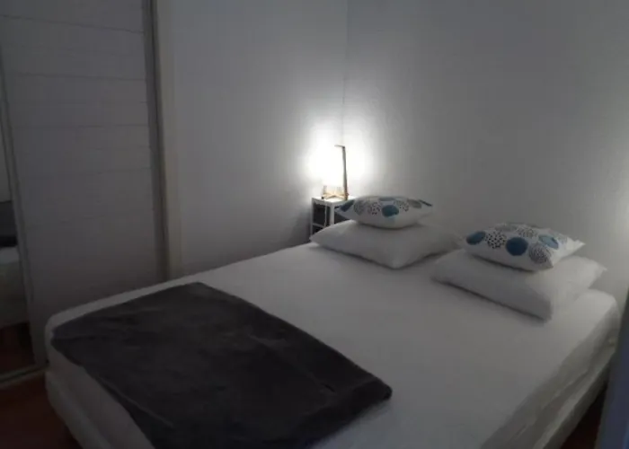 T2 Avec Terrasse Sud, Acces Et Parking Securise A - Fr-1-374-85 Lejlighed *